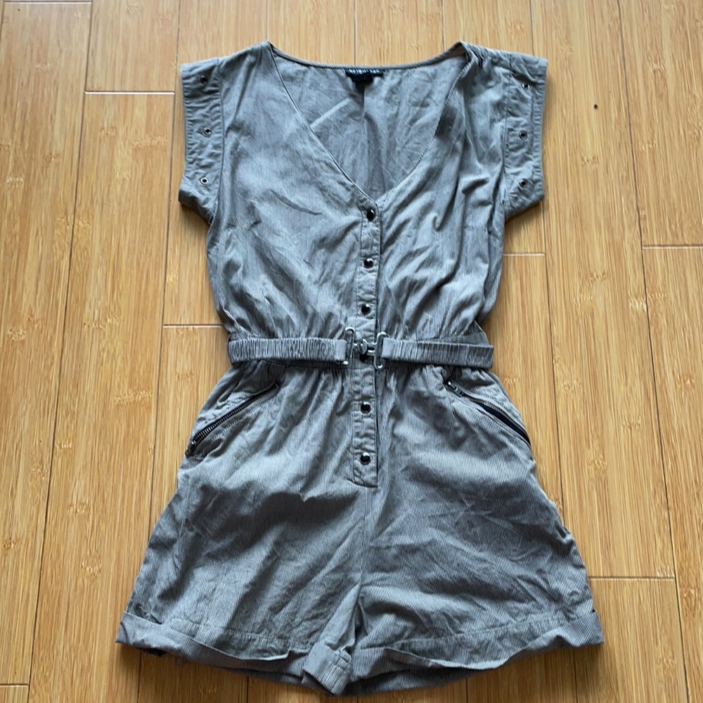 Metropark Gray belted romper